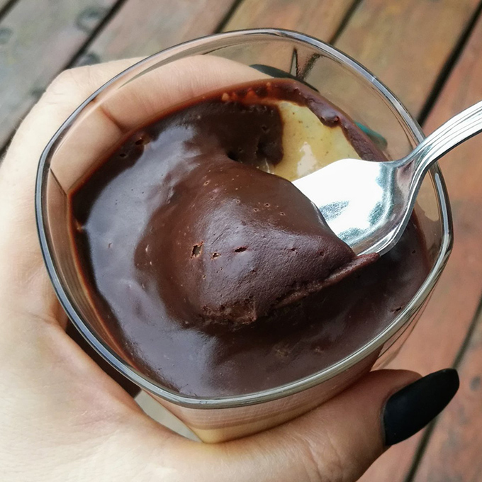 snickers csoki pohárdesszert recept vegánblog