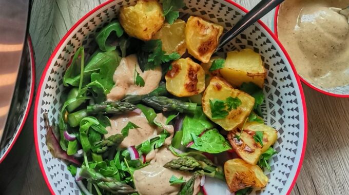 Spárgás krumpli saláta vegánblog recept