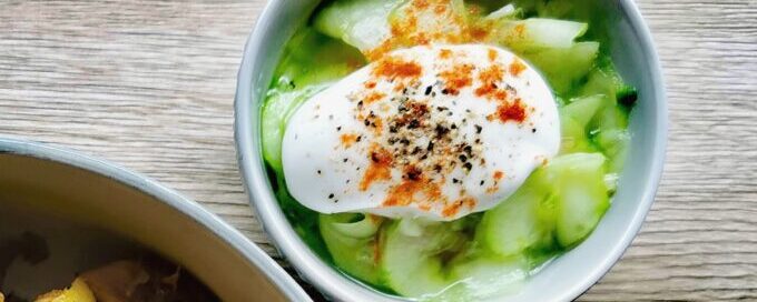 tejfölös-uborka-saláta-vegánblog-recept.jpg